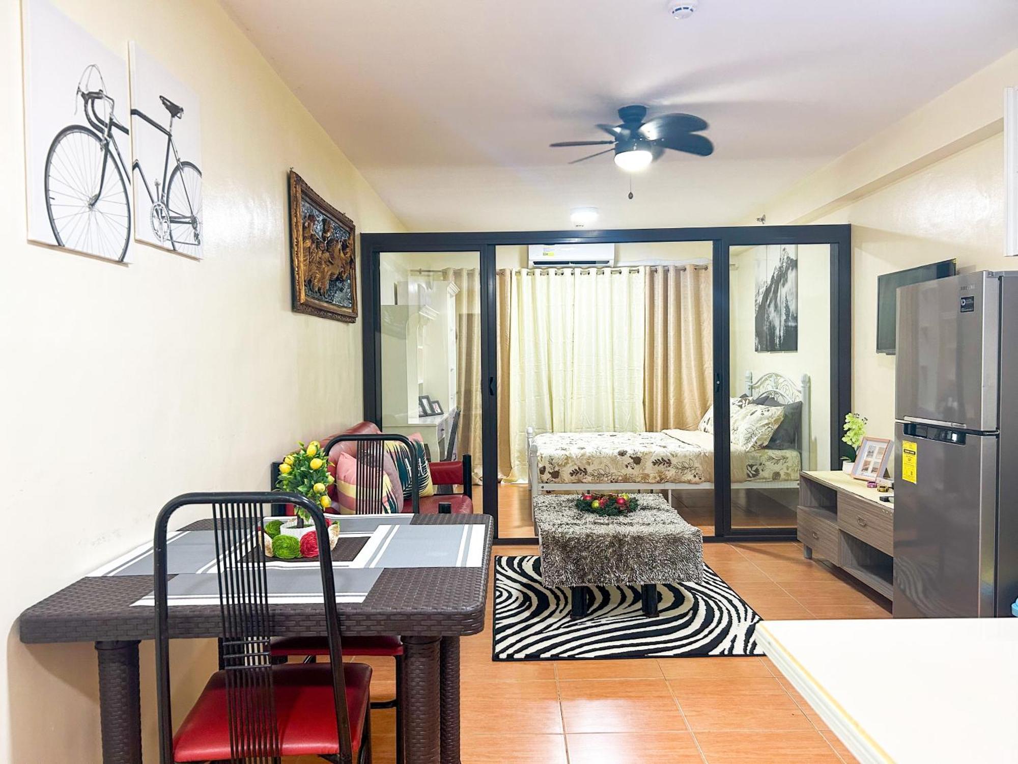 Affordable One Bedroom Condo In One Oasis 1726 카가얀드오로 외부 사진