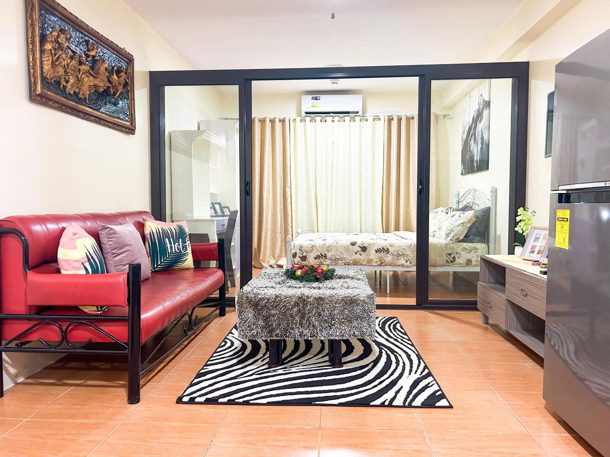 Affordable One Bedroom Condo In One Oasis 1726 카가얀드오로 외부 사진
